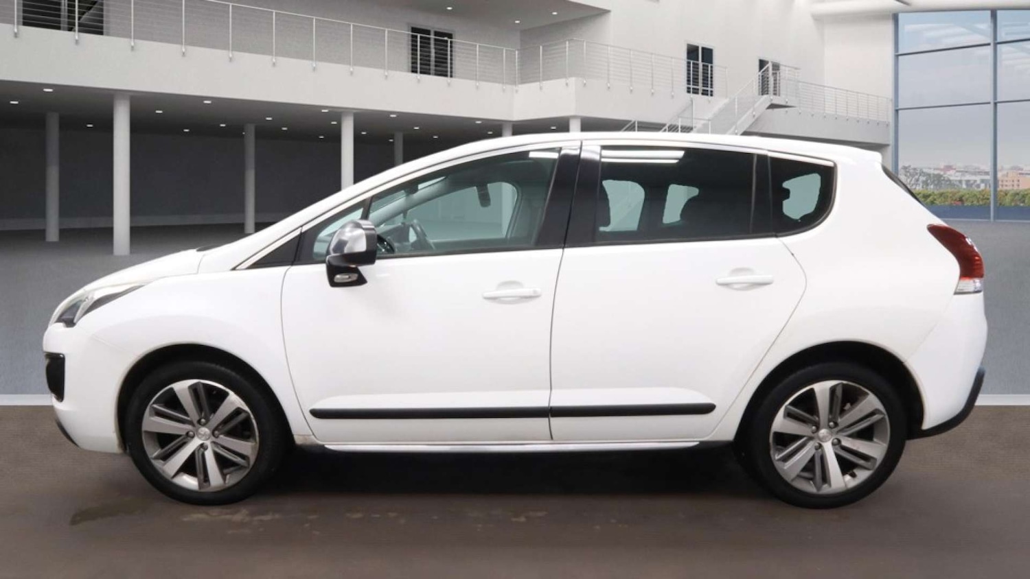 Used Peugeot 3008 2016 for sale - 77399249: Photo 12