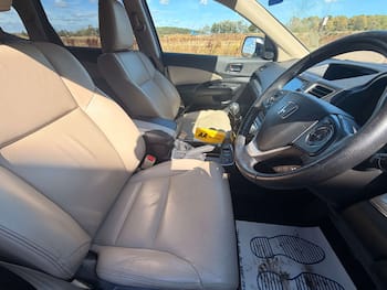 Used Honda CR-V 2017 for sale - 79638440: Photo