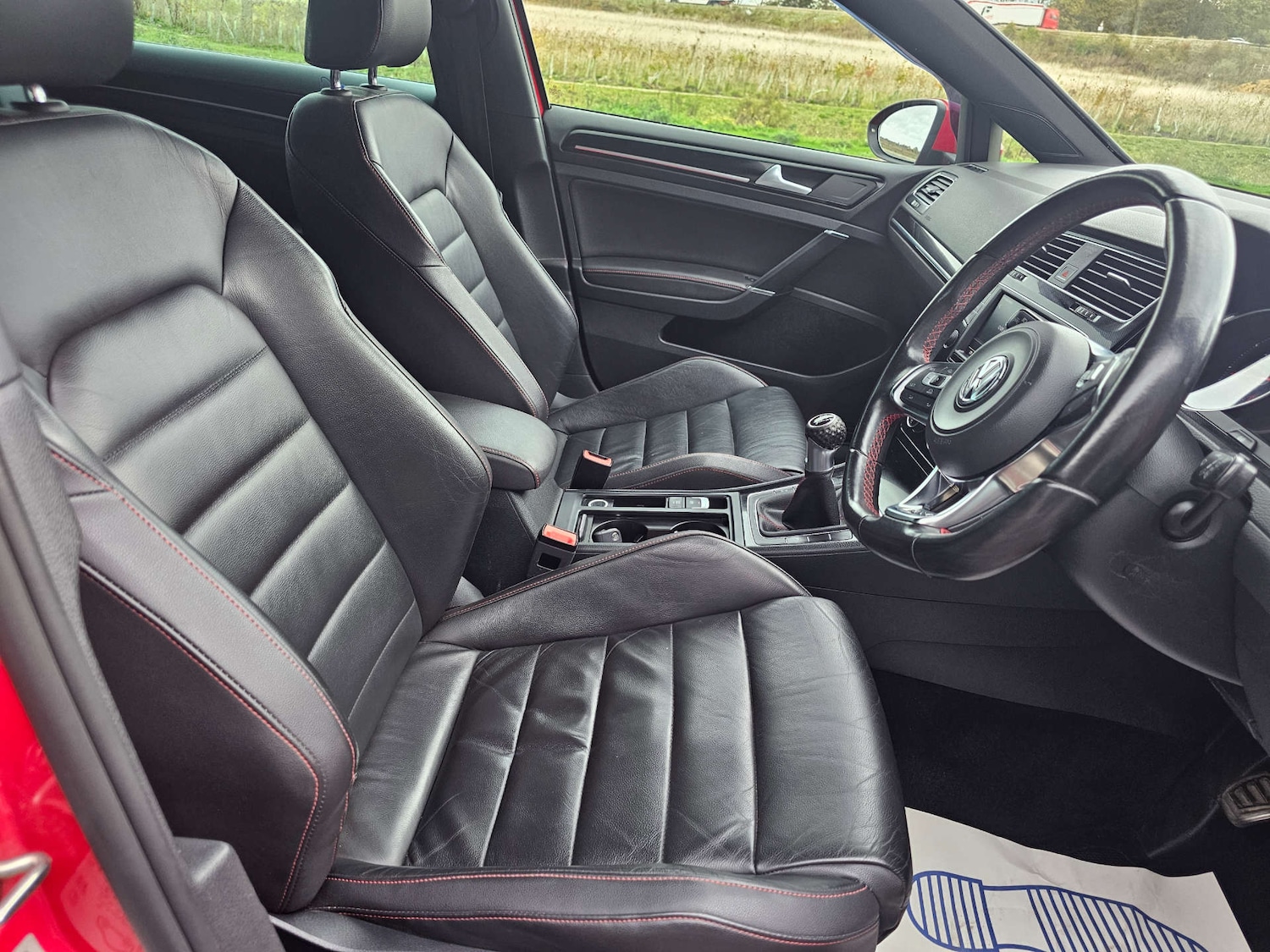 Used Volkswagen Golf 2015 for sale - 76322876: Photo 13