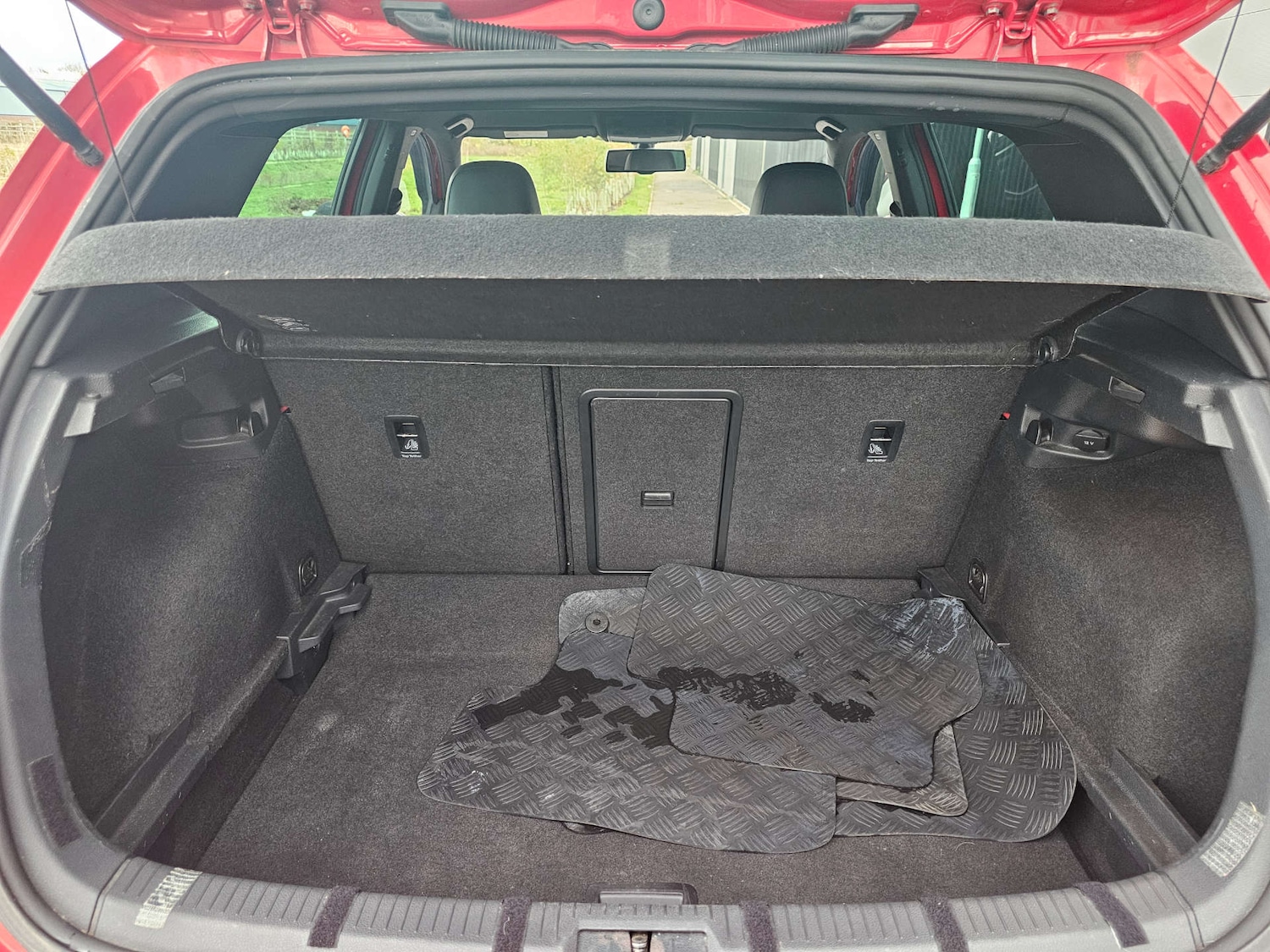Used Volkswagen Golf 2015 for sale - 76322876: Photo 14