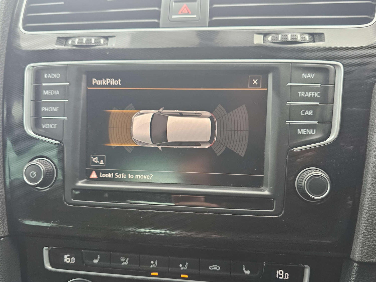 Used Volkswagen Golf 2015 for sale - 76322876: Photo 16