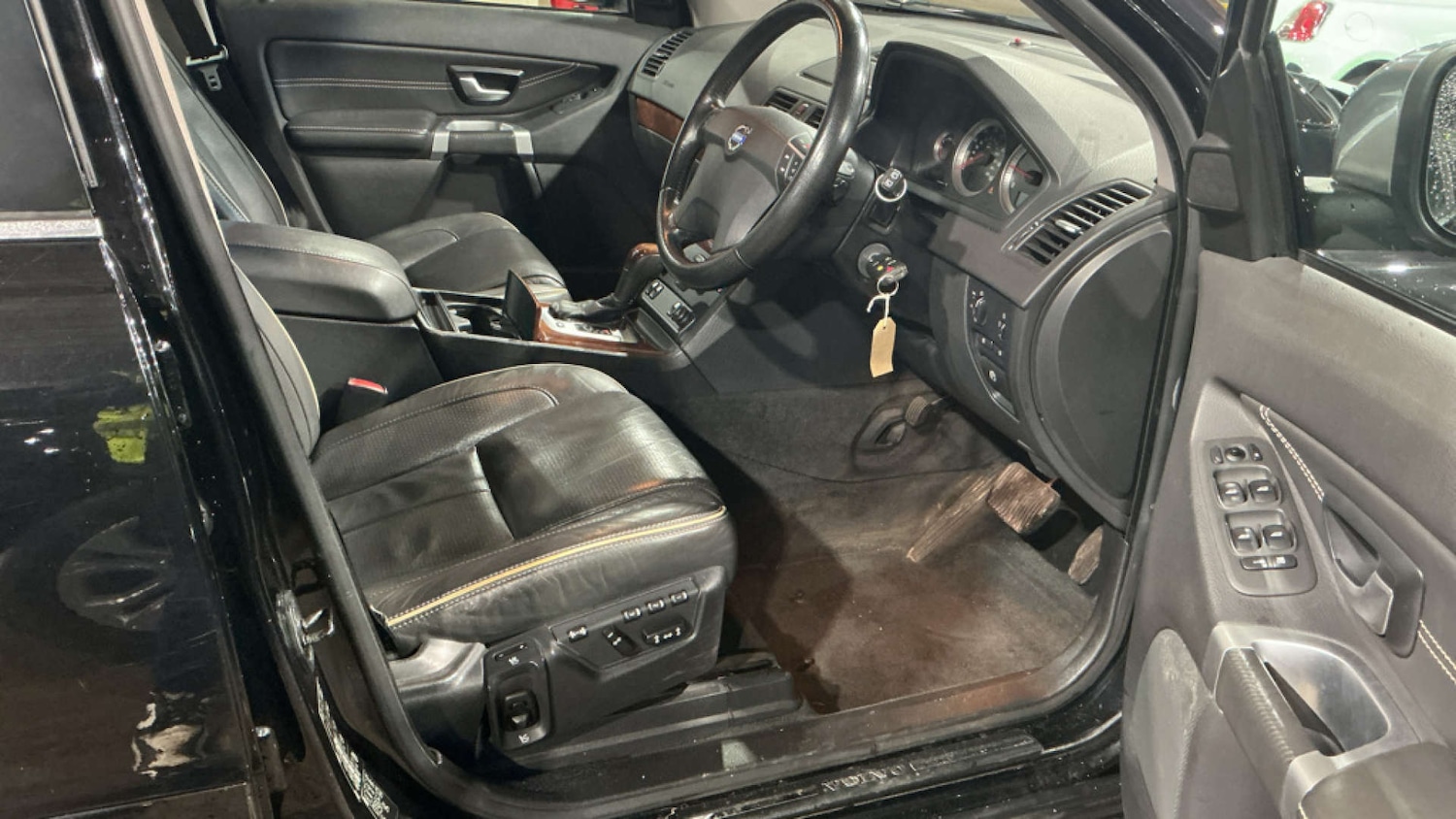 Used Volvo XC90 2011 for sale - 78152425: Photo 15