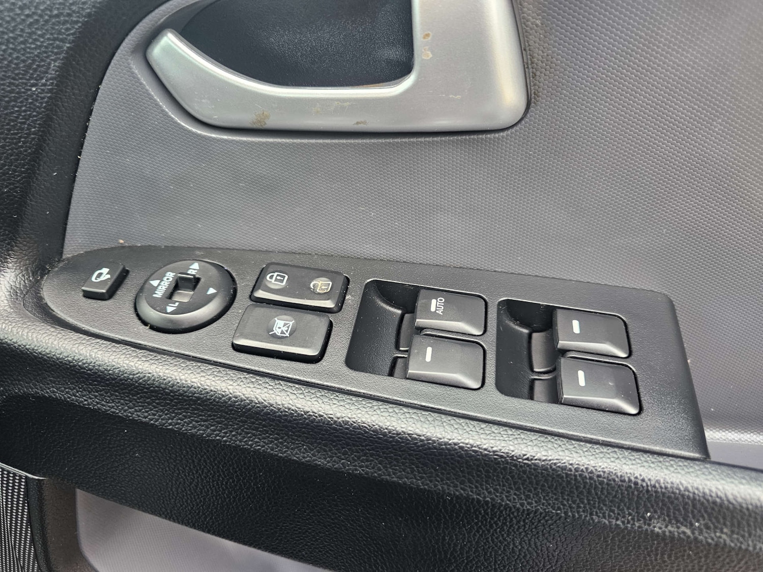 Used Kia Sportage 2011 for sale - 76274213: Photo 19