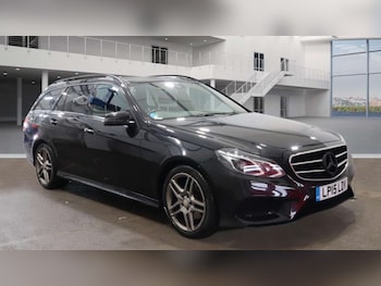 Used Mercedes-Benz E Class 2015 for sale - 77964837: Photo