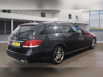 Used Mercedes-Benz E Class 2015 for sale - 77964837: Photo