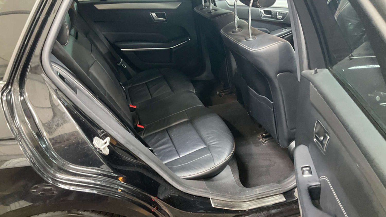 Used Mercedes-Benz E Class 2015 for sale - 77964837: Photo 8