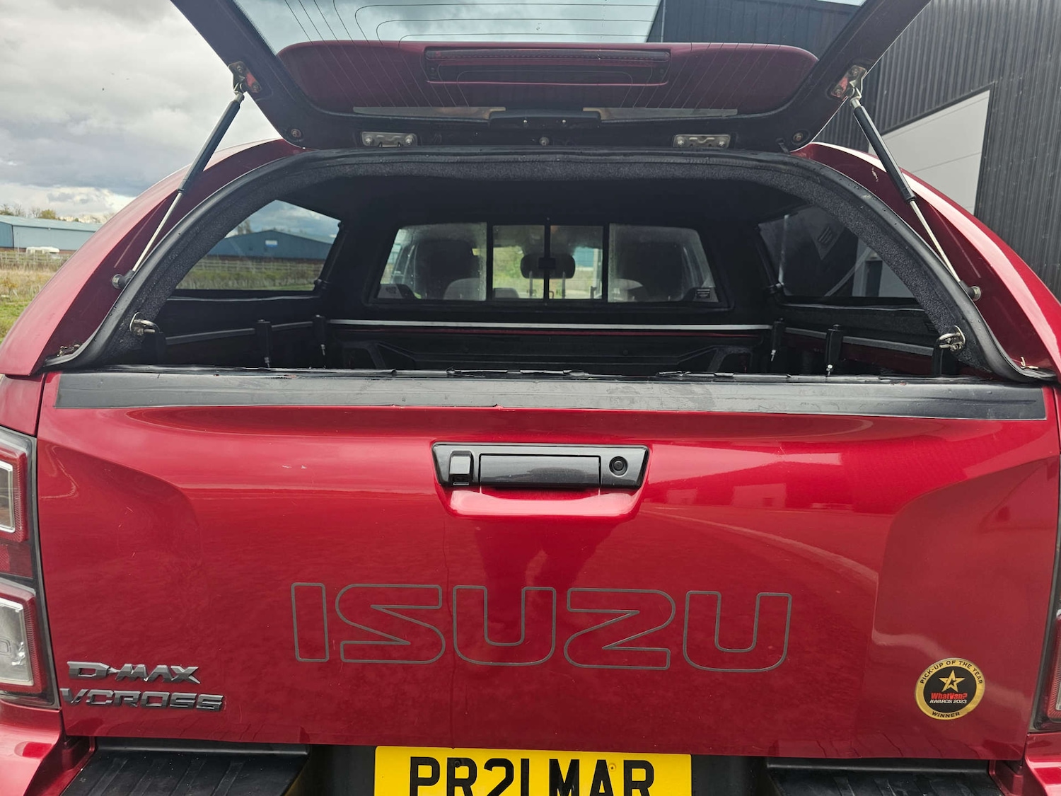 Used Isuzu D-Max 2023 for sale - 76322878: Photo 10