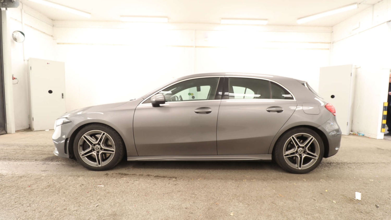 Used Mercedes-Benz A-Class 2018 for sale - 76663137: Photo 16