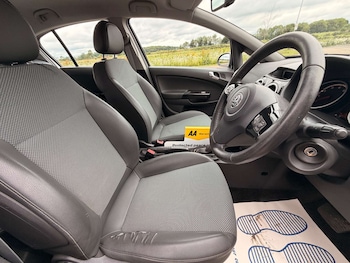 Used Vauxhall Corsa 2010 for sale - 79219387: Photo
