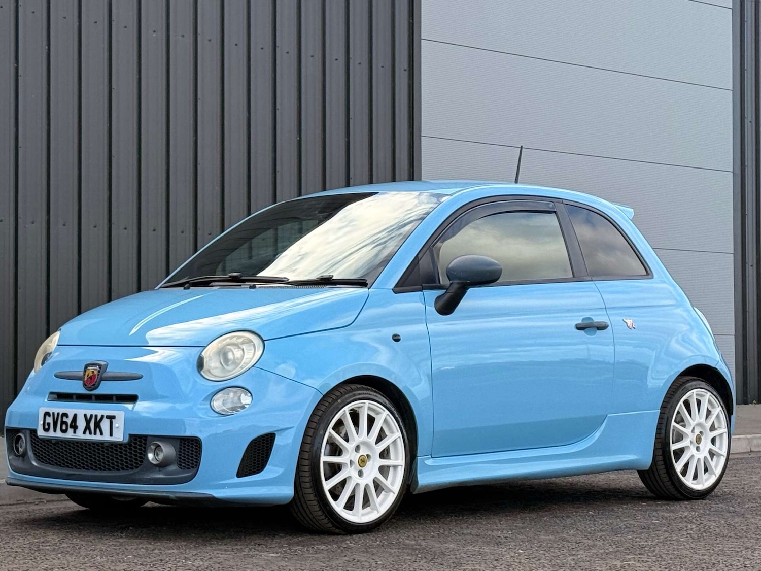 Used Abarth 595 2014 for sale - 76375885: Photo 2