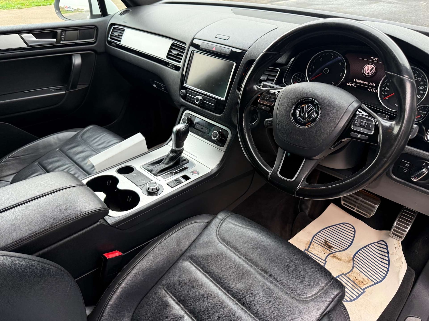Used Volkswagen Touareg 2014 for sale - 76159798: Photo 10
