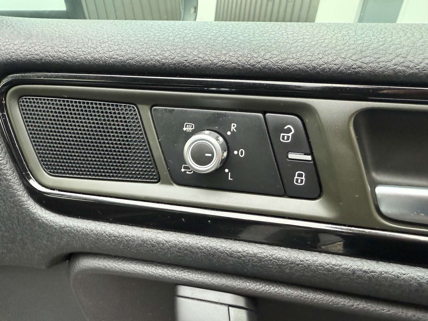 Used Volkswagen Touareg 2014 for sale - 76159798: Photo 22