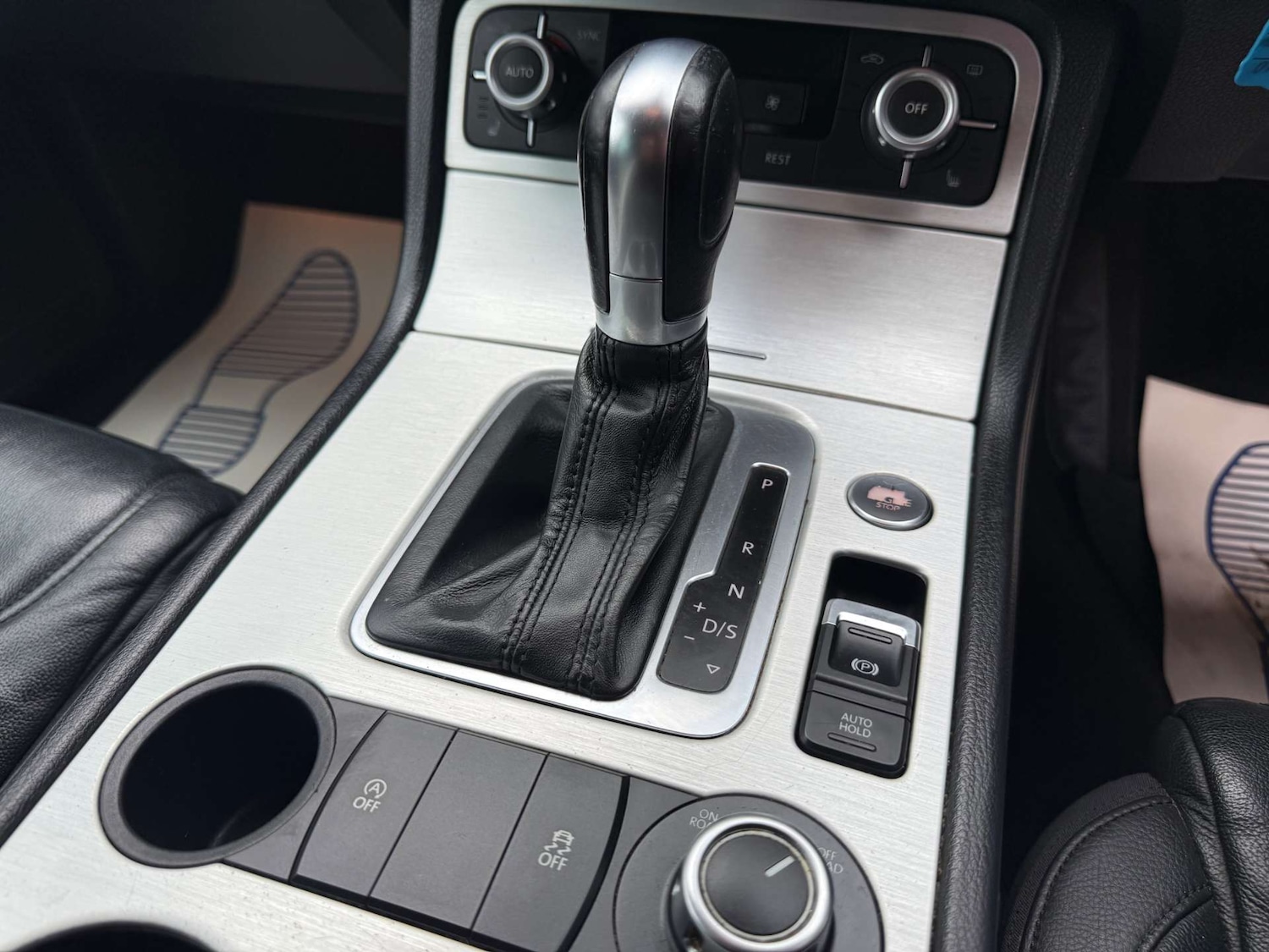 Used Volkswagen Touareg 2014 for sale - 76159798: Photo 23