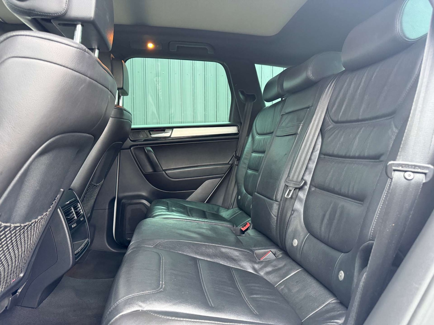 Used Volkswagen Touareg 2014 for sale - 76159798: Photo 27