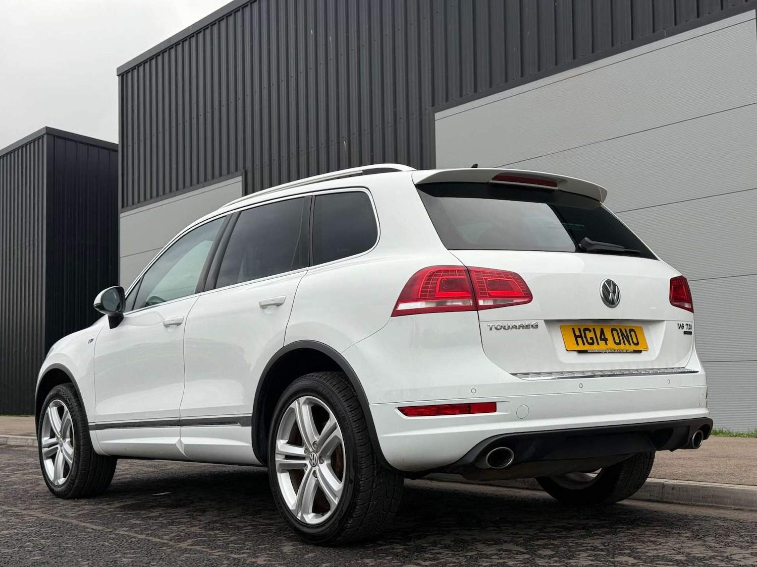 Used Volkswagen Touareg 2014 for sale - 76159798: Photo 3
