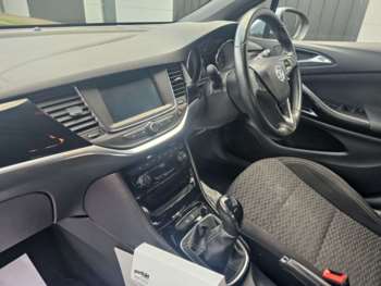 Used Vauxhall Astra 2017 for sale - 74211458: Photo