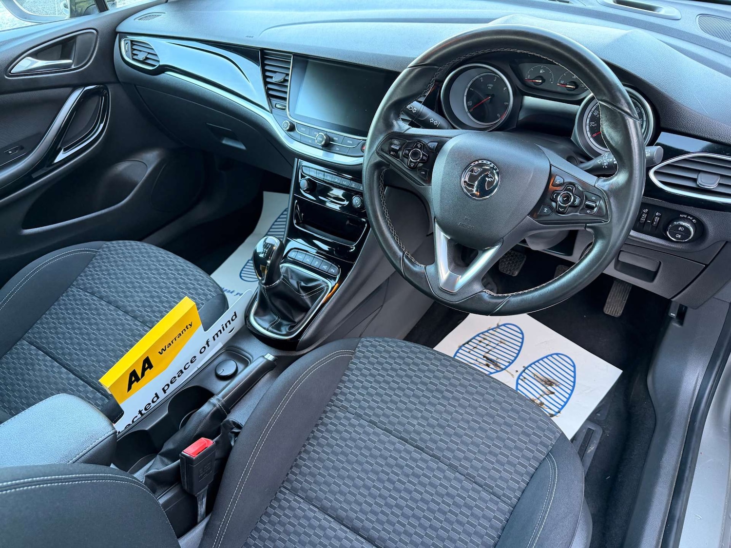 Used Vauxhall Astra 2016 for sale - 77353603: Photo 2