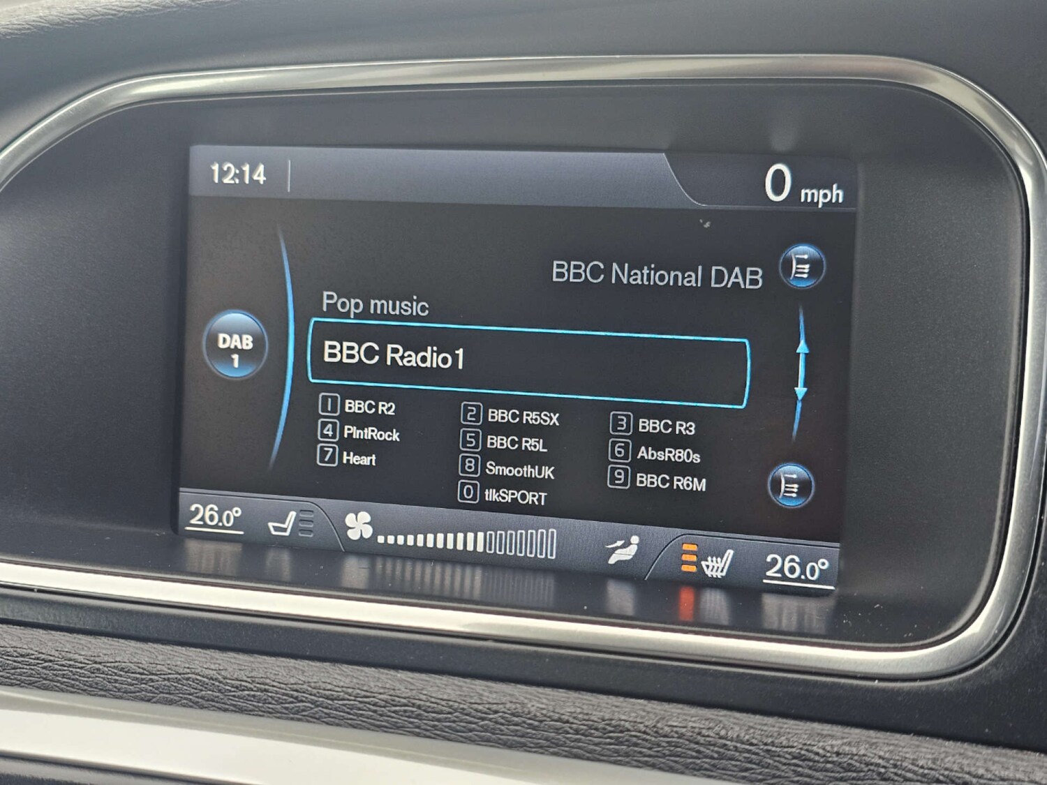 Used Volvo V40 2013 for sale - 78210433: Photo 15