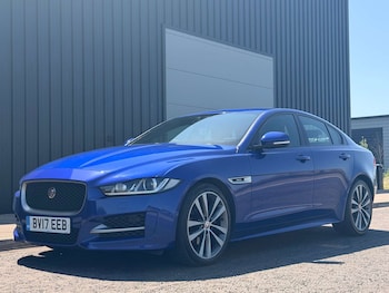 Used Jaguar XE 2017 for sale - 78980439: Photo