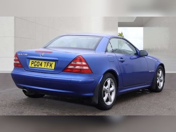 Used Mercedes-Benz SLK 2004 for sale - 79611892: Photo