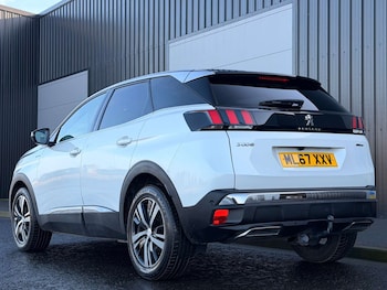 Used Peugeot 3008 2017 for sale - 77353600: Photo