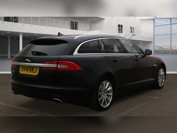 Used Jaguar XF 2014 for sale - 76231909: Photo 4