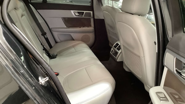 Used Jaguar XF 2014 for sale - 76231909: Photo 8