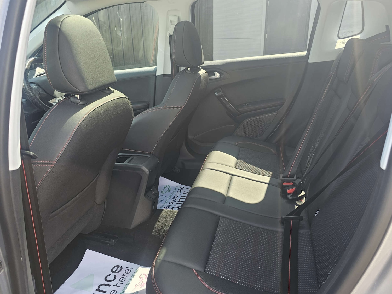 Used Peugeot 2008 2017 for sale - 76602102: Photo 9