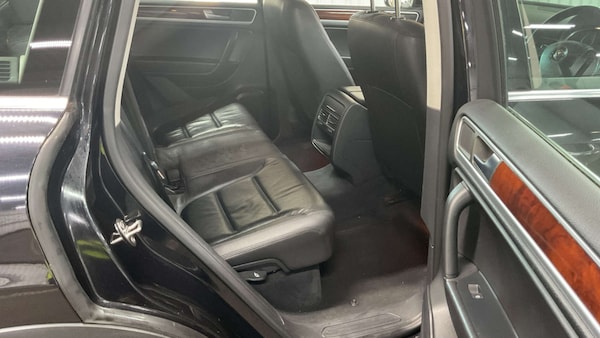 Used Volkswagen Touareg 2013 for sale - 76275266: Photo 7