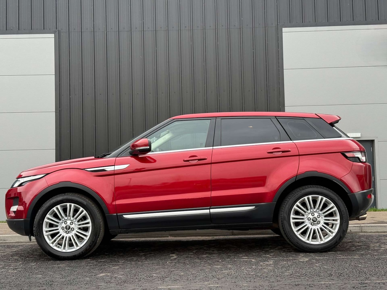 Used Land Rover Range Rover Evoque 2013 for sale - 76231911: Photo 6