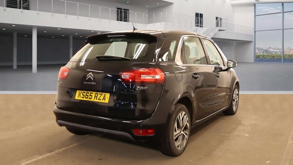 Used Citroen C4 Picasso 2015 for sale - 76159804: Photo 4