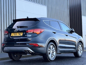 Used Hyundai Santa Fe 2015 for sale - 78495539: Photo