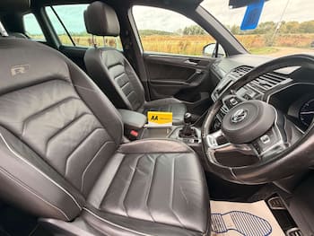 Used Volkswagen Tiguan 2017 for sale - 79747209: Photo