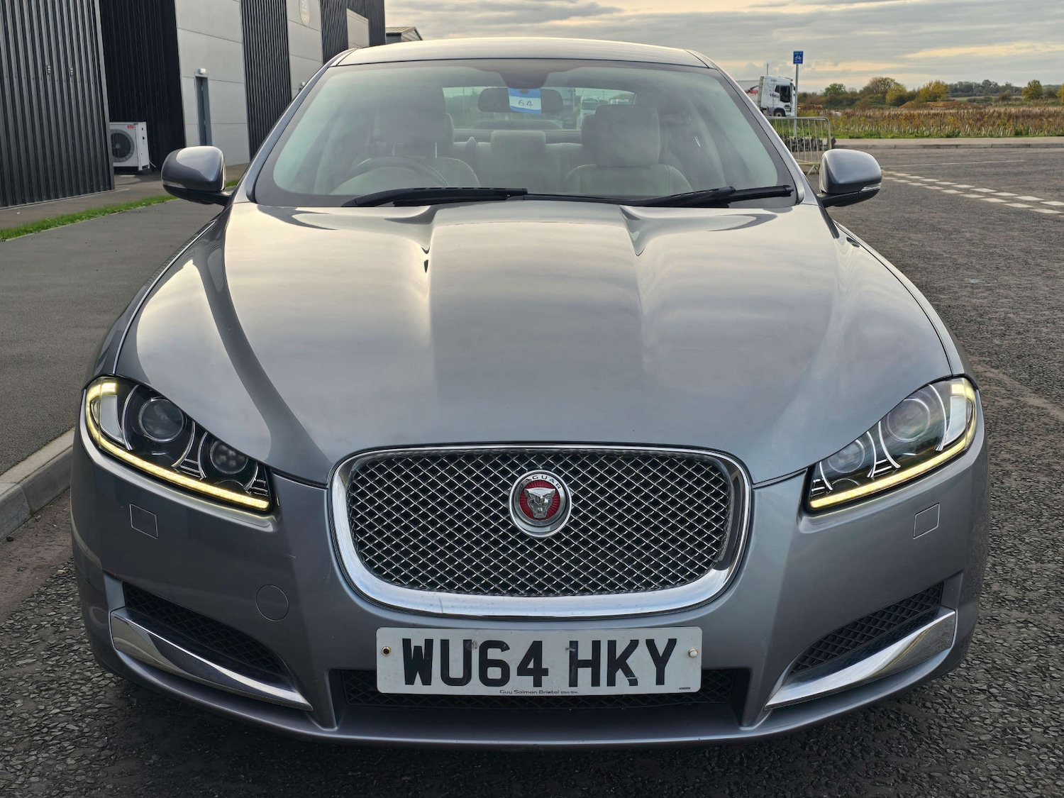 Used Jaguar XF 2014 for sale - 76105324: Photo 8