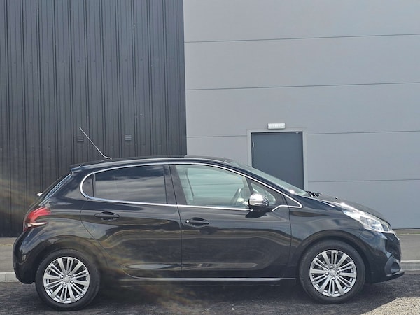 Used Peugeot 208 2018 for sale - 75673599: Photo 4