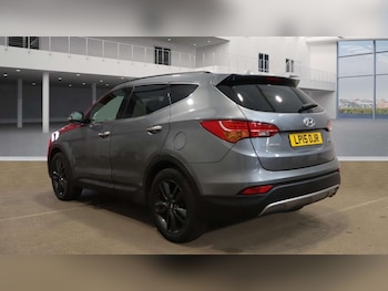 Used Hyundai Santa Fe 2015 for sale - 76274204: Photo 3