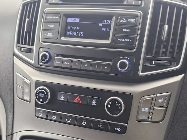 Used Hyundai i800 2016 for sale - 75530269: Photo 15