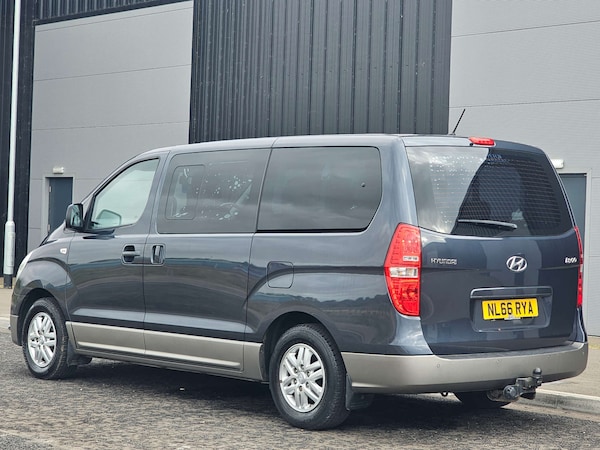 Used Hyundai i800 2016 for sale - 75530269: Photo 7