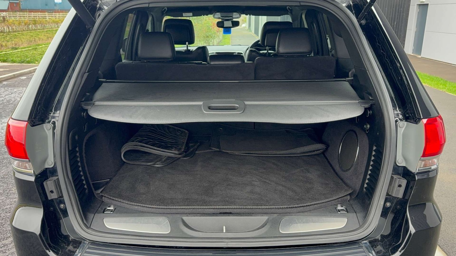 Used Jeep Grand Cherokee 2018 for sale - 76207575: Photo 29