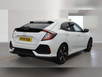 Used Honda Civic 2019 for sale - 78913943: Photo