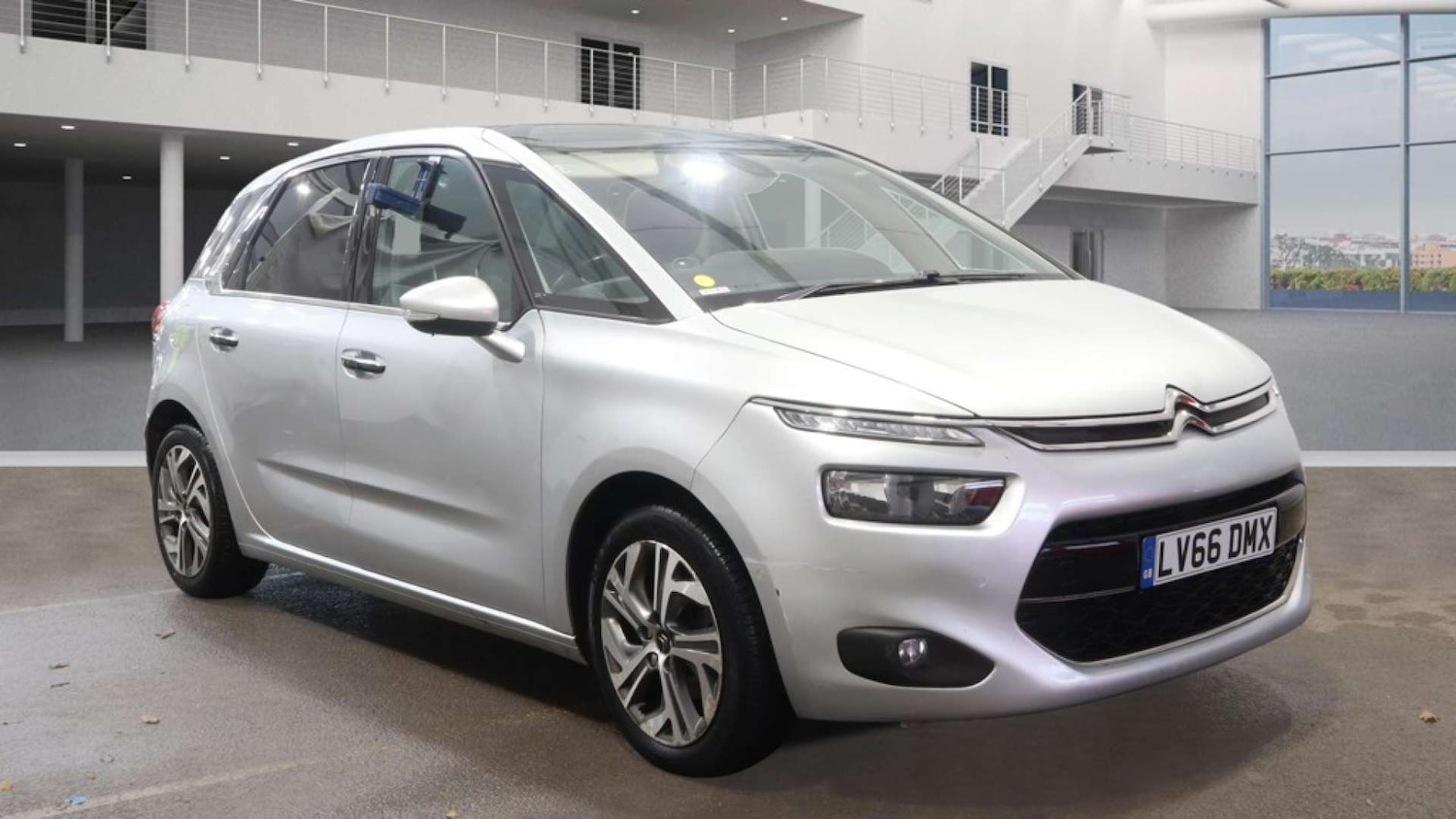 Used Citroen C4 Picasso 2016 for sale - 76663162: Photo 1