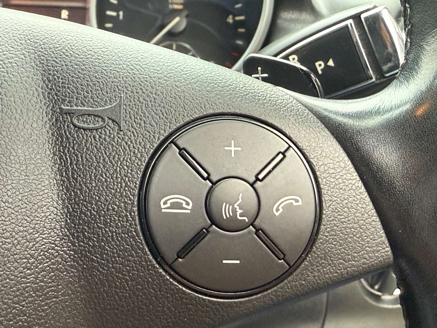 Used Mercedes-Benz M Class 2011 for sale - 76243966: Photo 11