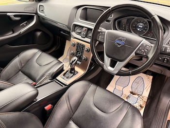 Used Volvo V40 2015 for sale - 78881968: Photo