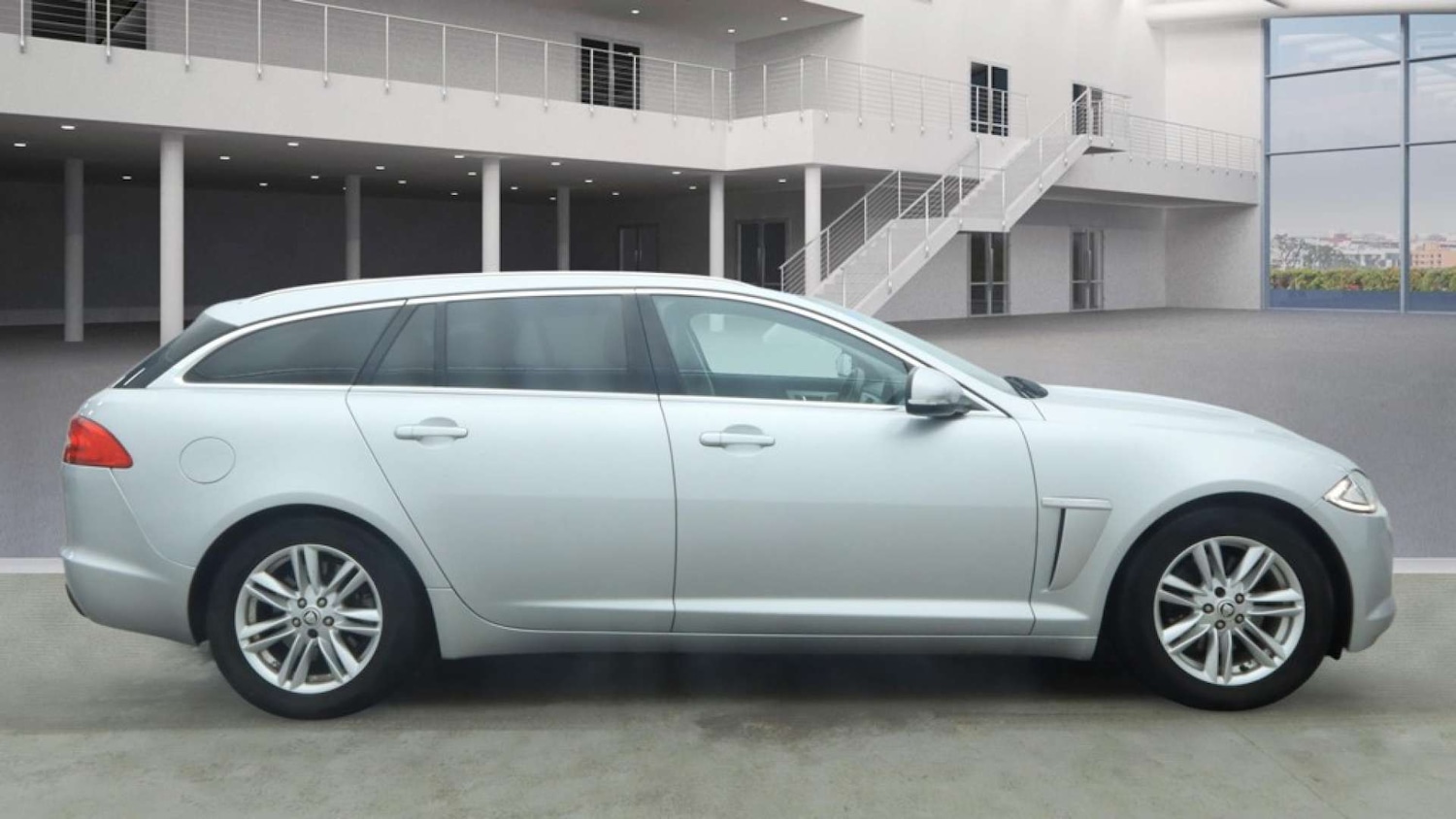 Used Jaguar XF 2013 for sale - 77558204: Photo 11