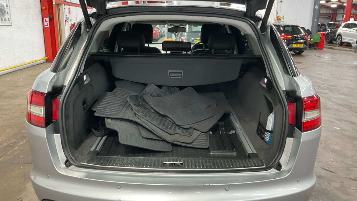 Used Jaguar XF 2013 for sale - 77558204: Photo 17