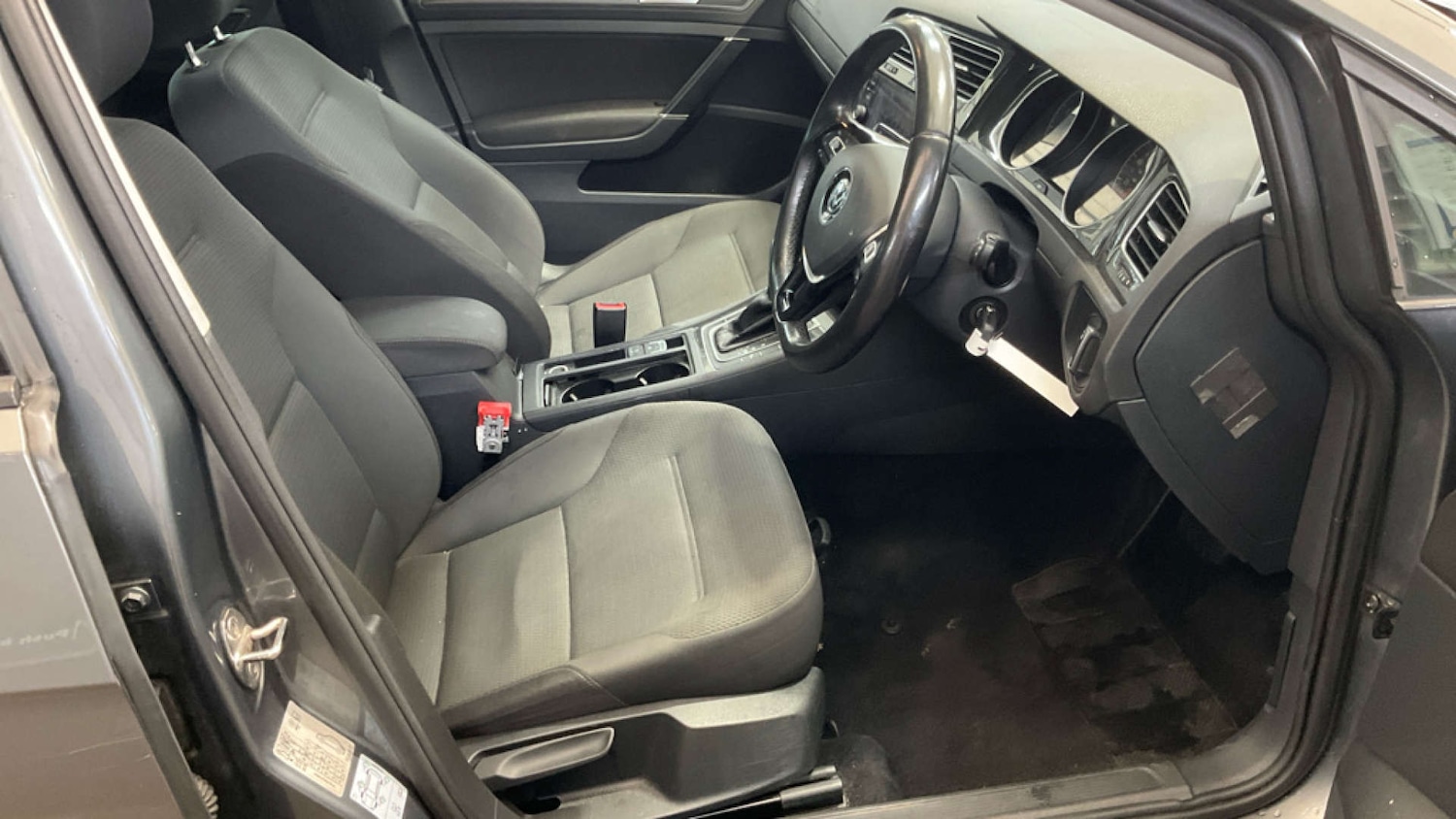 Used Volkswagen Golf 2020 for sale - 76602052: Photo 4