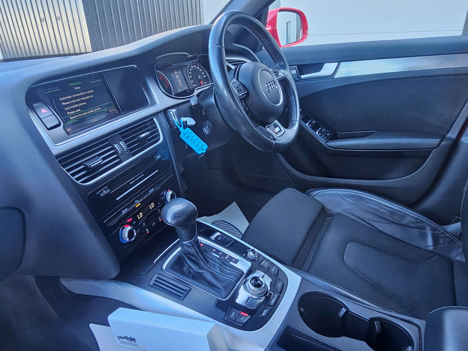 Used Audi A4 2014 for sale - 77974132: Photo 2