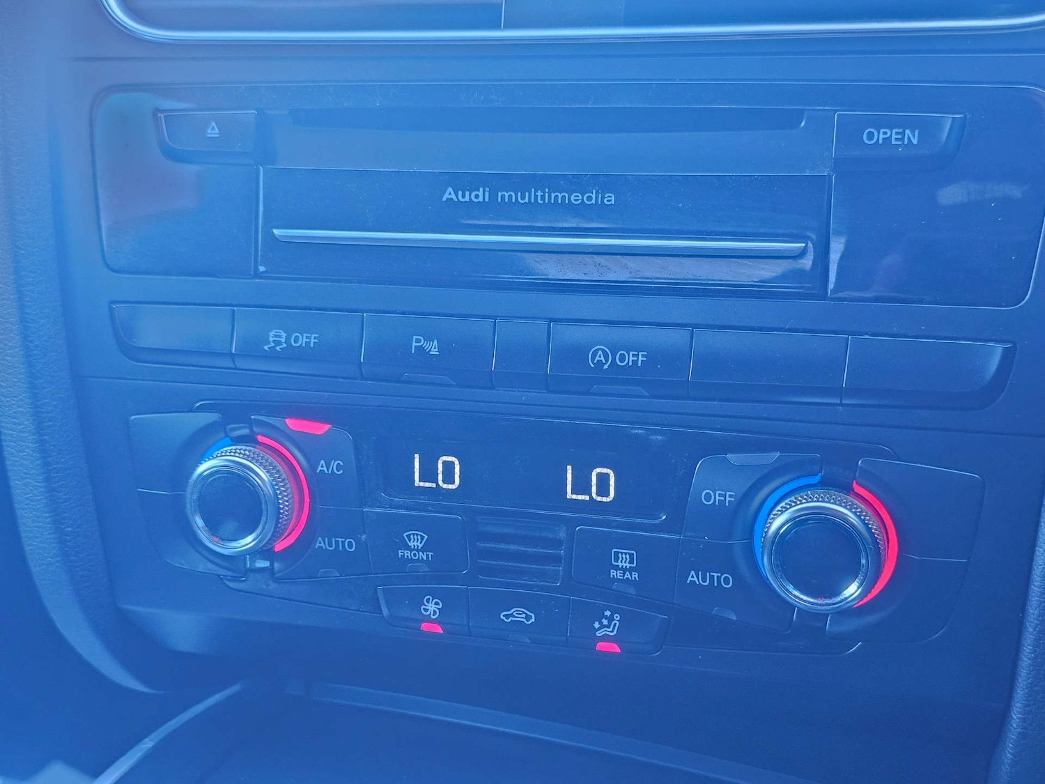 Used Audi A4 2014 for sale - 77974132: Photo 26