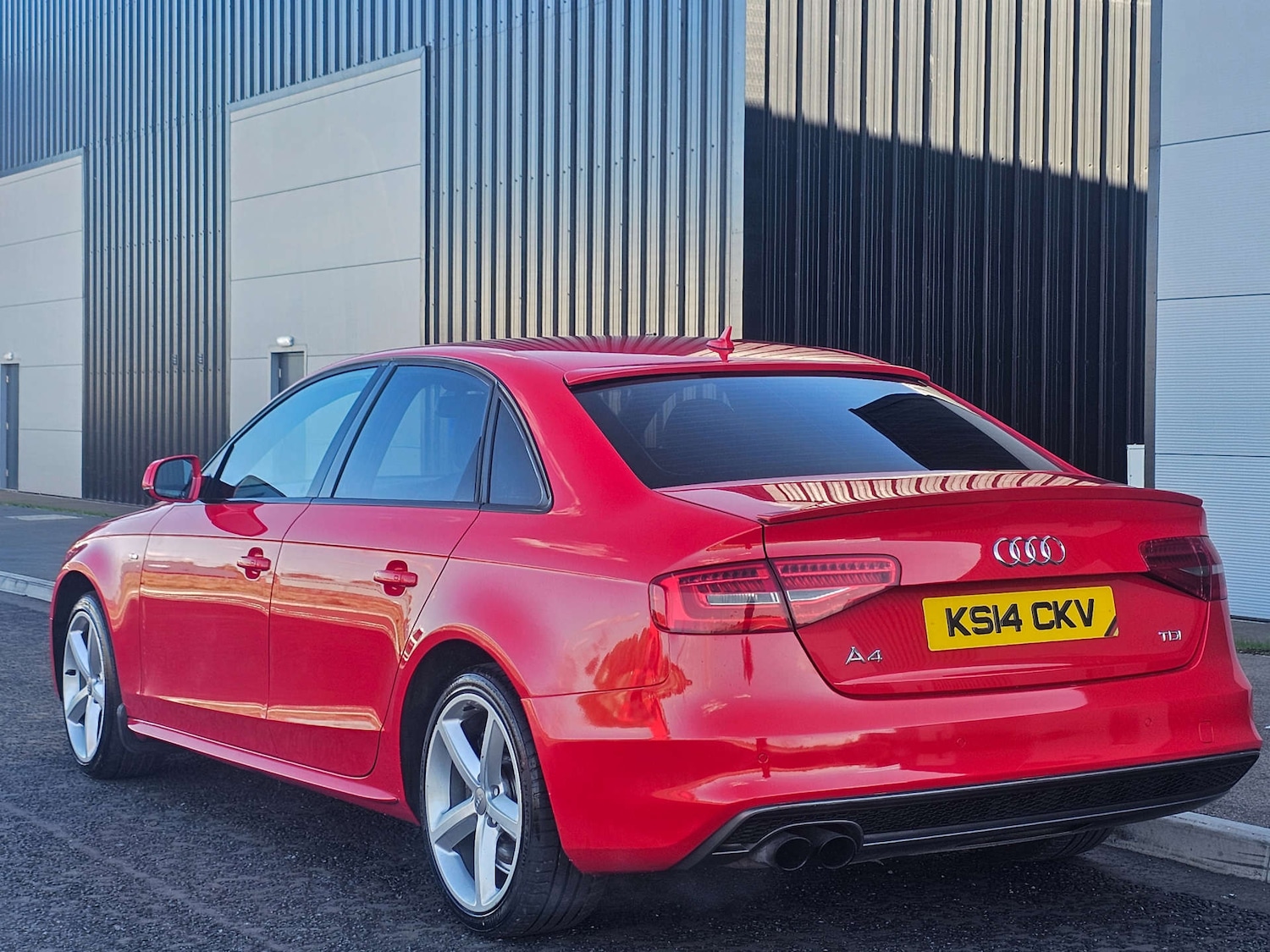 Used Audi A4 2014 for sale - 77974132: Photo 7