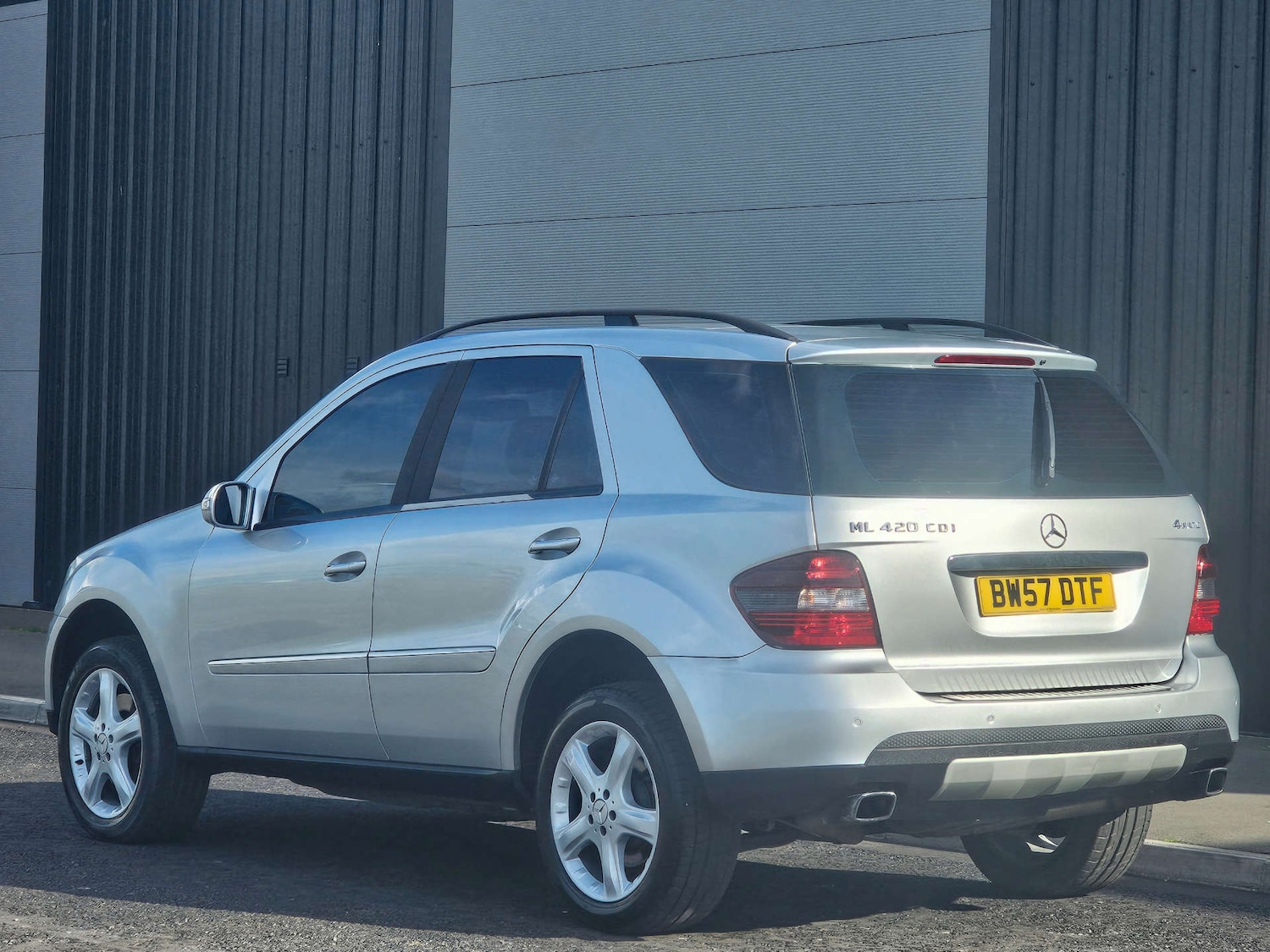 Used Mercedes-Benz M-Class 2008 for sale - 76129240: Photo 7